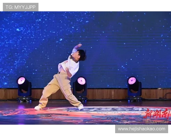 全国街舞大赛特别报道：西安滑板队勇闯巅峰展现青春风采与激情挑战