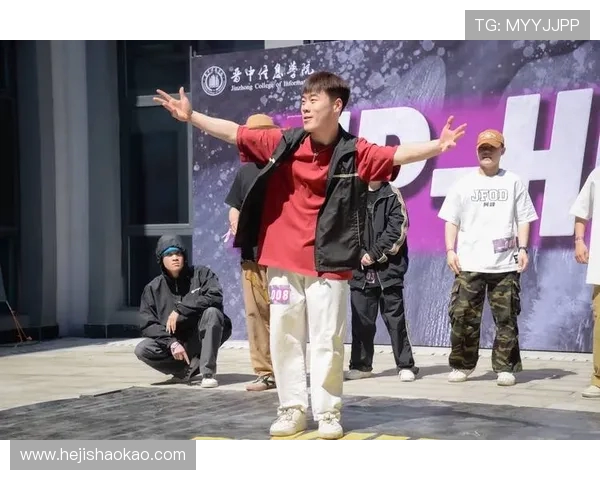 广州街舞队与西安街舞队赛后复盘实力对比分析与精彩瞬间回顾 广州街舞队与西安街舞队赛后复盘实力对比分析与精彩瞬间回顾